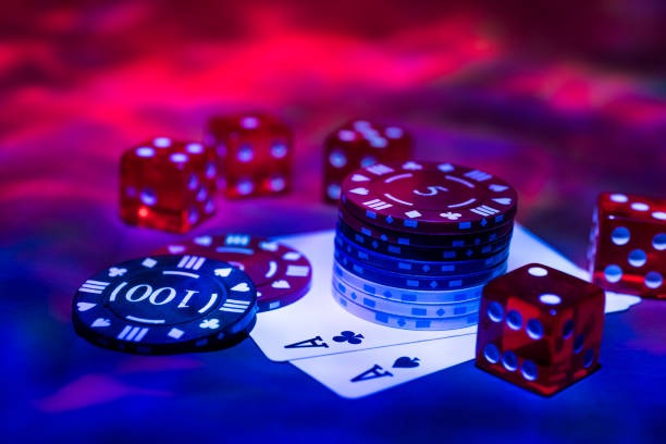Mobile phone showing luxury168 app with Daily Bonus notification and live-dealer table loading